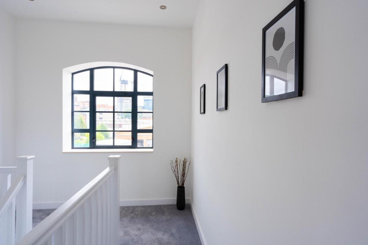 Villa Stunning Townhouse With Pool Table à Birmingham Extérieur photo