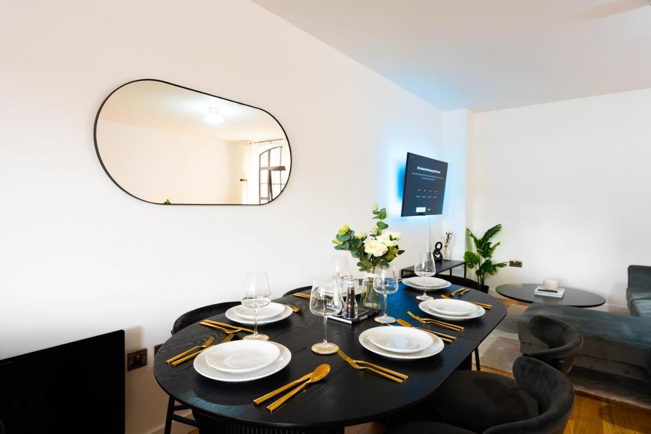 Villa Stunning Townhouse With Pool Table à Birmingham Extérieur photo